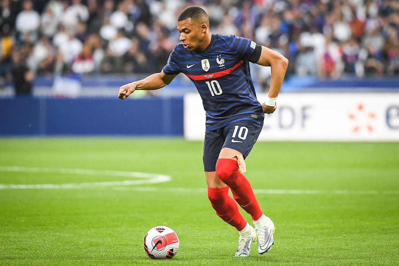 kylian mbappe 7250181 1280